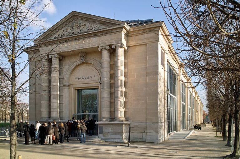 7 Unmissable Reasons to Visit the Musée de l’Orangerie in Paris