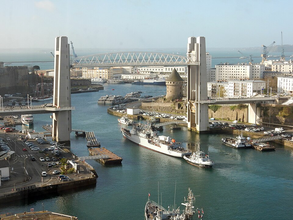 Pont de la Recouvrance (photo: J.L. Deniel - CC BY-SA 4.0)