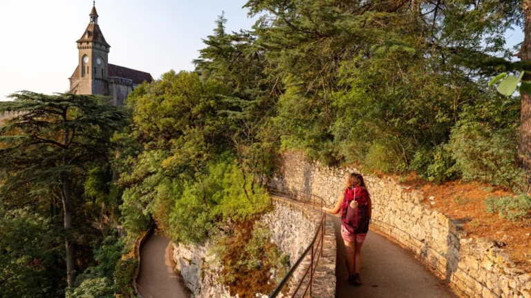 8 Fascinating Facts About Rocamadour – The Cliffside Village That Defies Gravity