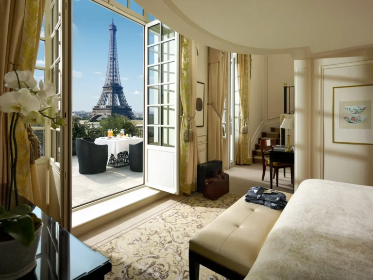 One Night Splurge Hotel in Paris ? 7 Top Choices From Real Travelers