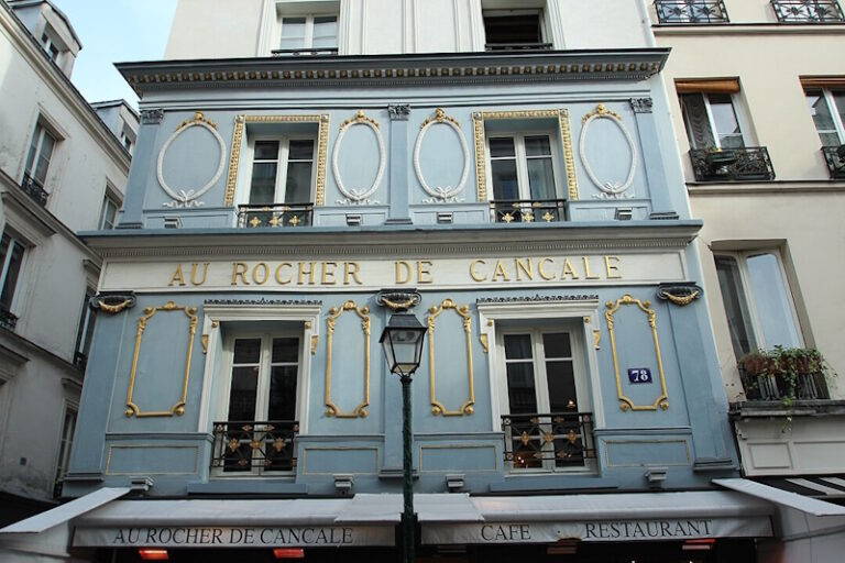 Au Rocher de Cancale, a 200-Year-Old Seafood Institution