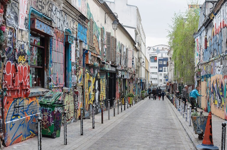 7 Paris Neighborhoods Perfect for Getting Lost