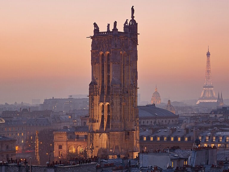 8 Alternatives to Overrated Paris Attractions