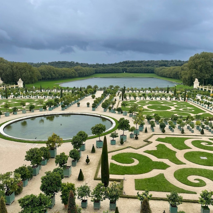 Versailles gardens - IG post by @lahtoselvitetty