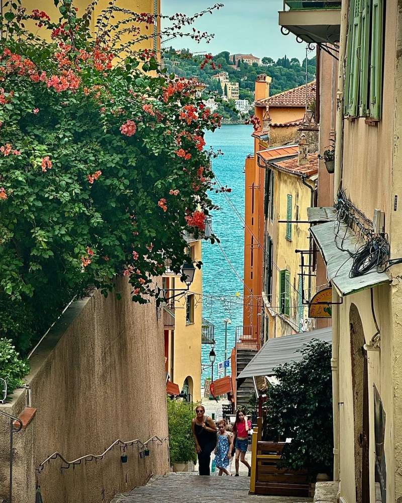 Beaulieu-sur-mer - IG post by @mariobakuna