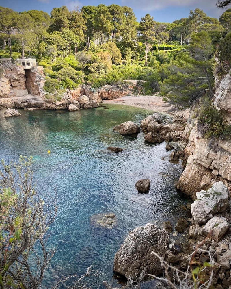 Cap d’Antibes - IG post by @rachelkatzjewelry