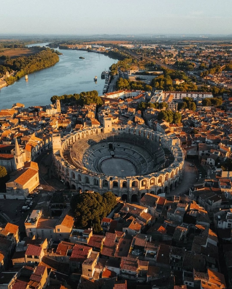 Arles - IG post by @dhaffaud
