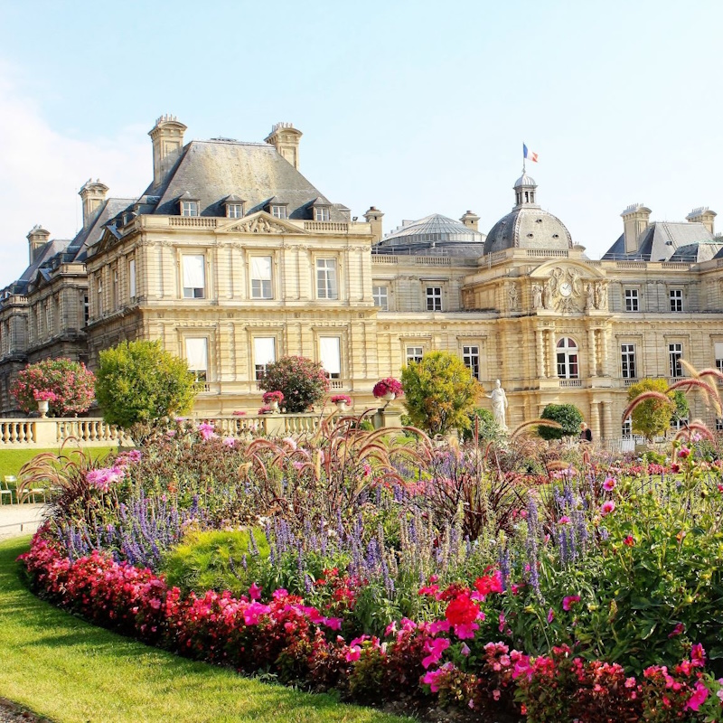 Jardin du Luxembourg - IG post by @freyawayusa