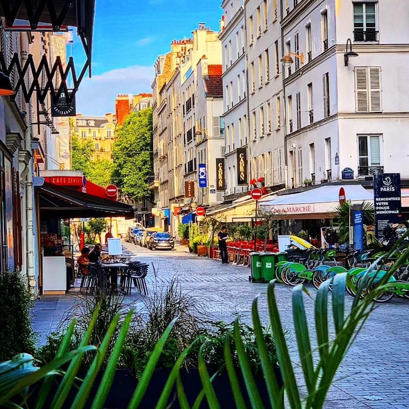 Paris early morning - IG post by @mdplaut