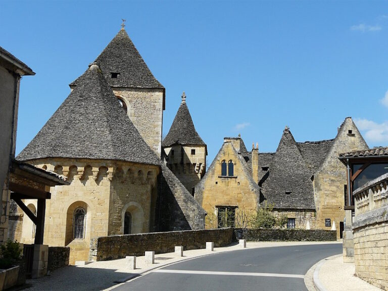 7 Quiet Detours in France Worth Your Time