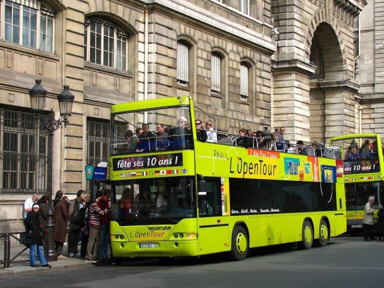 10 Mistakes That Ruin Too Many First-Time Paris Itineraries