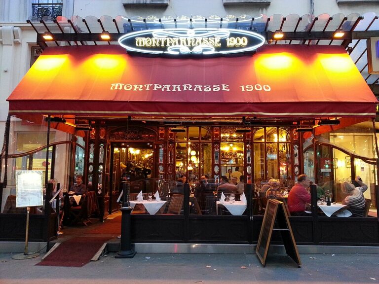 9 Smart Tips for Finding Good Restaurants in Paris