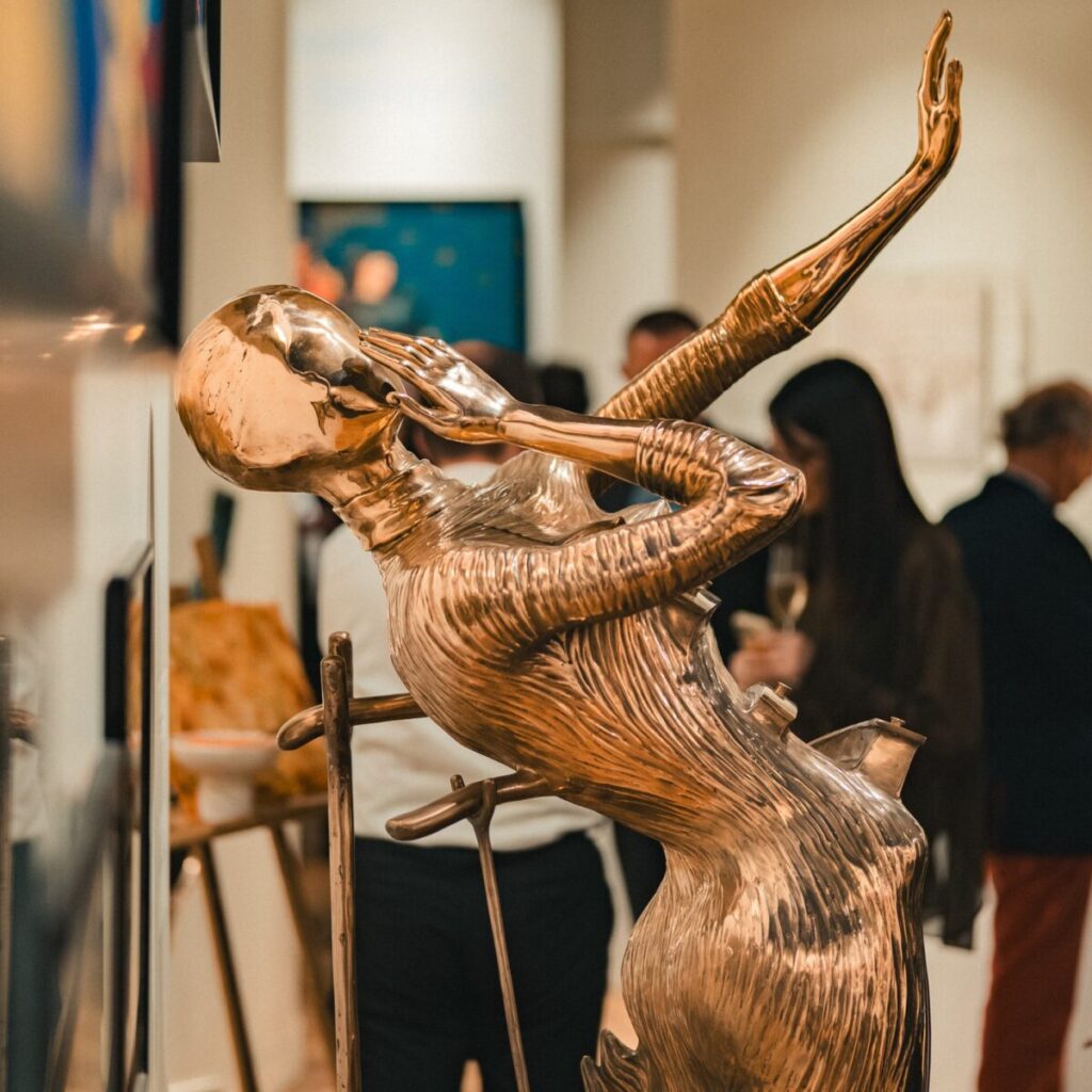 IG post by @dali_paris_officiel