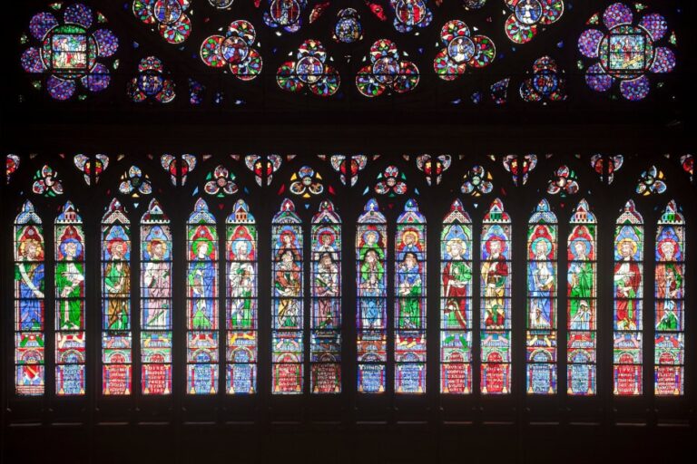 Notre-Dame’s New Windows Are Dividing France