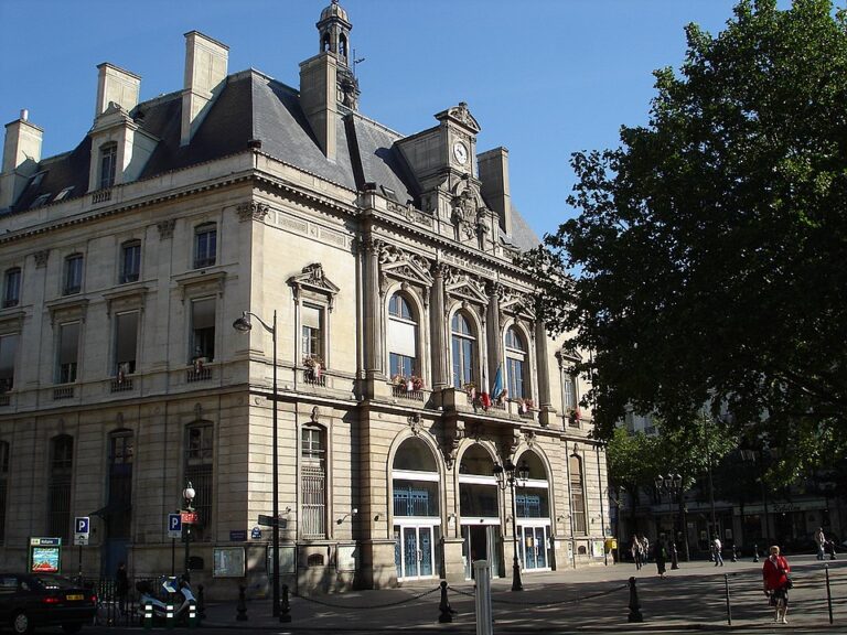 Le Marais or the 11th Arrondissement: Which is Better for a Stay?