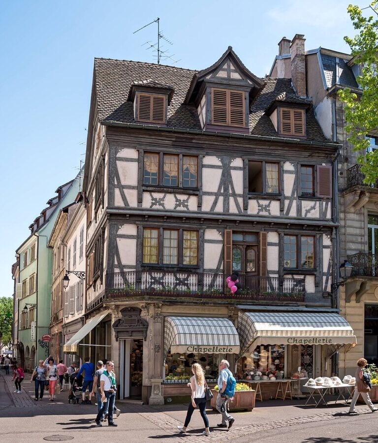 US Family Swaps Massachusetts for France