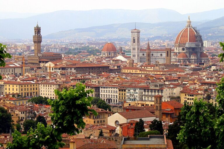 Florence, Hill Town, or Agriturismo: How to Pick the Right Tuscany Base